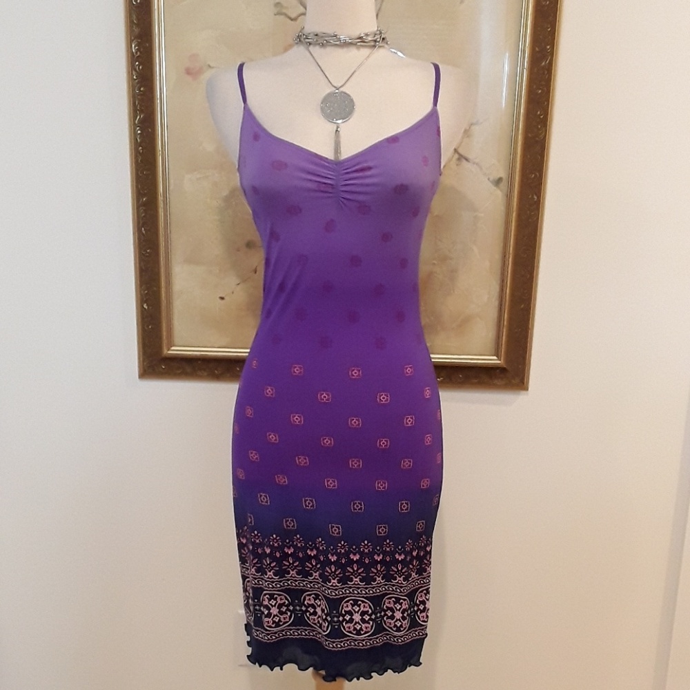 90s retro look, GUESS jeans. Bohemia Purple Affair